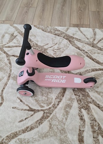 Scoot and Ride Oturmalı Pembe Çocuk Scooter - Görsel 3