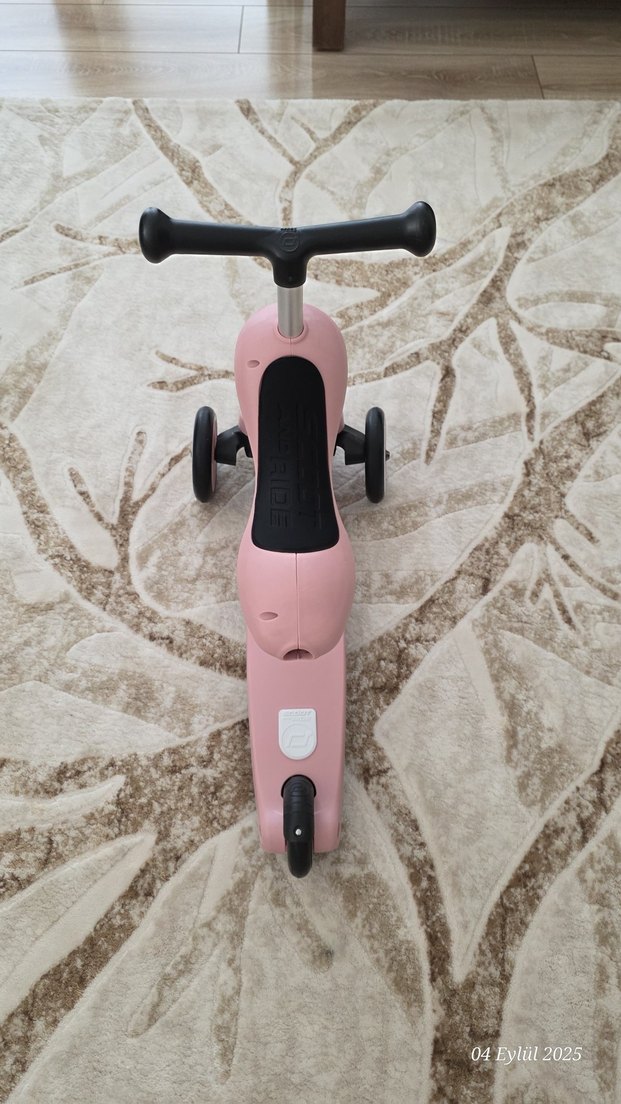 Scoot and Ride Oturmalı Pembe Çocuk Scooter - Görsel 2