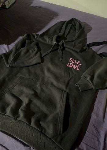 Siyah Kapüşonlu Uzun Kesim Sweatshirt