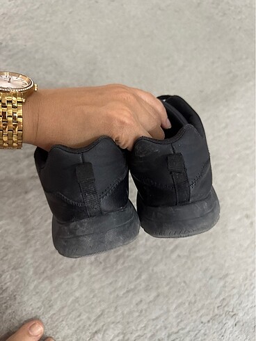 38 Beden siyah Renk Skechers marka kadın spor ayakkabı