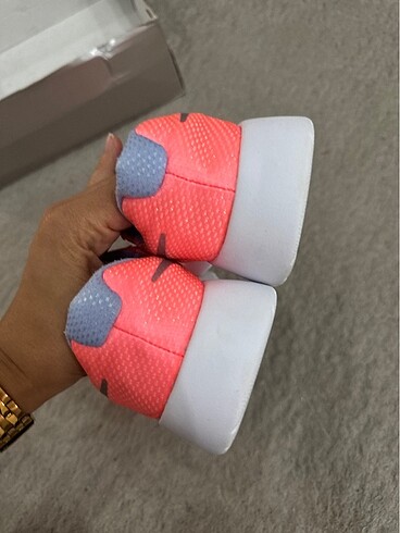 38 Beden Nike spor ayakkabı