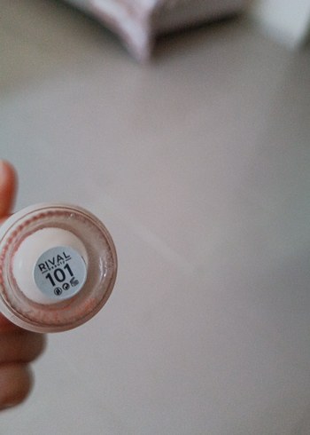 Rival Beauty Matte Kapatıcı fondeten - Görsel 2