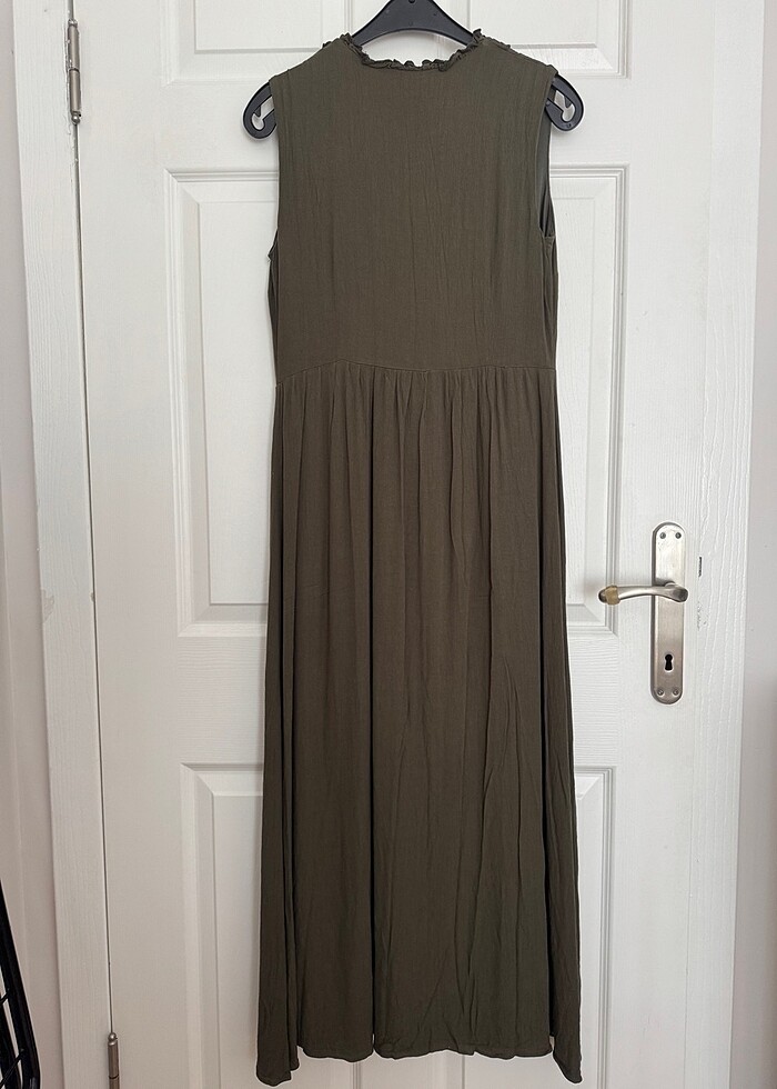 LCW Uzun Haki Elbise - Görsel 4