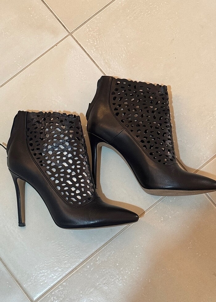 Hotiç Pencereli Deri Bot - Görsel 2