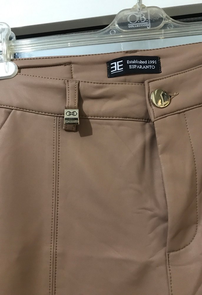 Bej Deri Kadın Midi Şort - Görsel 4