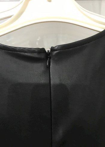 s Beden siyah Renk Kemer Detaylı Siyah Deri Midi Elbise