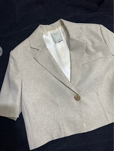 QUZU KISA VATKALI BLAZER