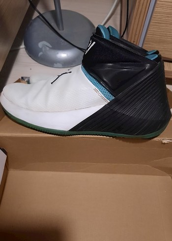 Jordan Why Not Zer0.1