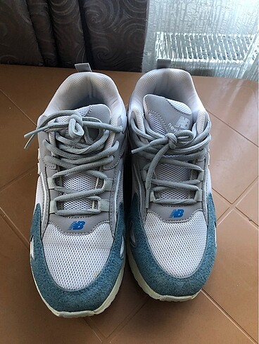 New Balance Yeniii gibi