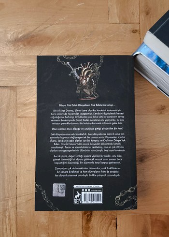Azrael'in Kitabı - Amber V. Nicole
