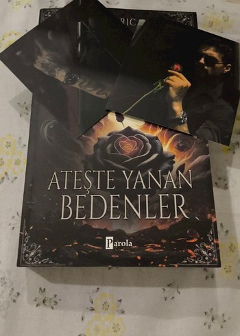  Ateşte Yanan Bedenler Romanı