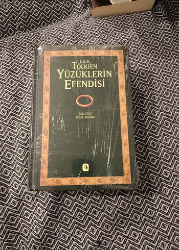 J.R.R. Tolkien - Yüzüklerin Efendisi Özel Basım