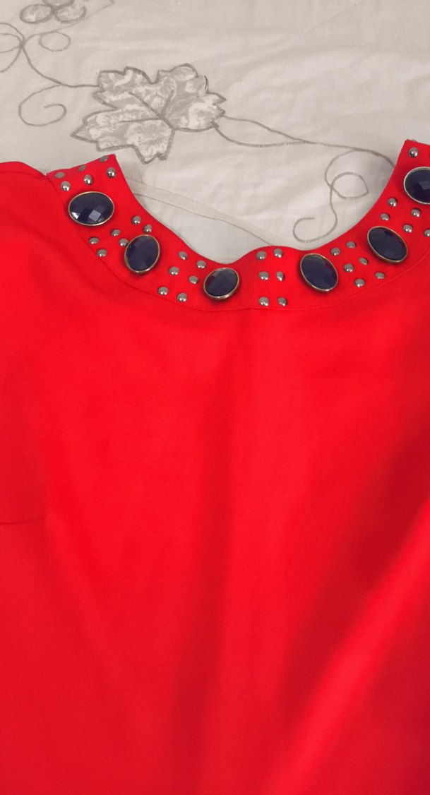 Kısa Kollu Kırmızı Nakışlı Mini Elbise - Görsel 2