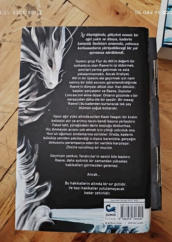 Beden Düşen Ayın Uyanışı - Sarah A. Parker