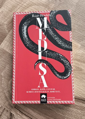 Medusa - Rosie Hewlett