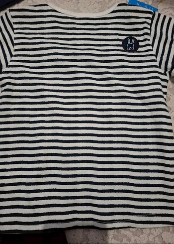 Düğmeli Çizgili Erkek Çocuk Tişört - Görsel 2