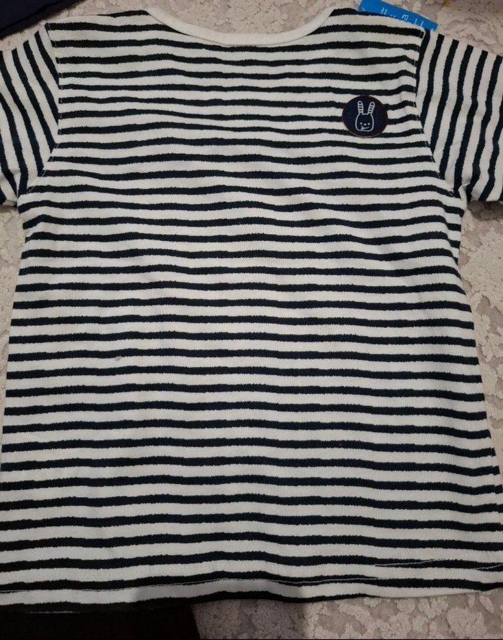 Düğmeli Çizgili Erkek Çocuk Tişört - Görsel 2