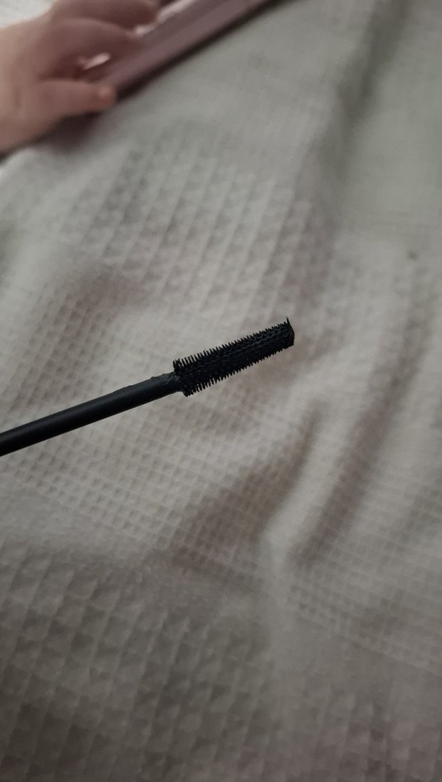 Essence Lash Without Limits Maskara - Görsel 3