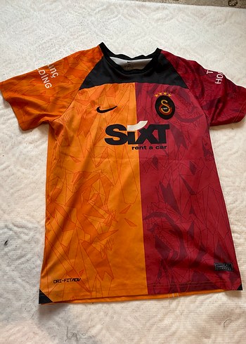 m Beden Galatasaray Kısa Kollu Streetwear Forma