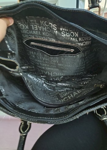 Beden siyah Renk Michael Kors Siyah Deri Yılan Desenli Kadın Çanta