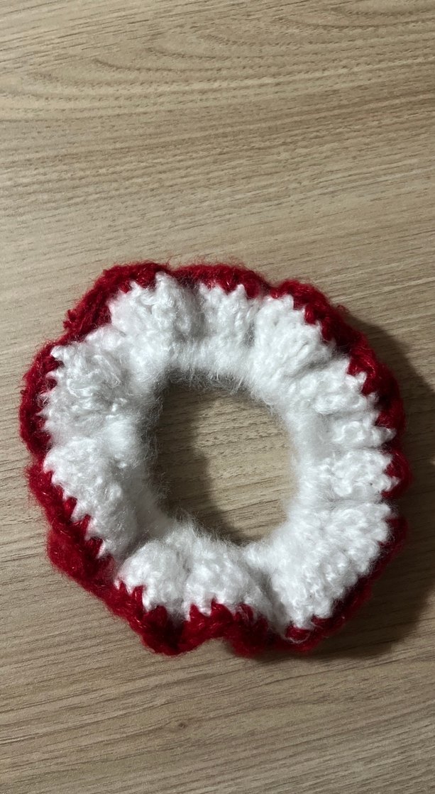 Kırmızı Beyaz Örgü Kadın Saç Tokası - Görsel 2