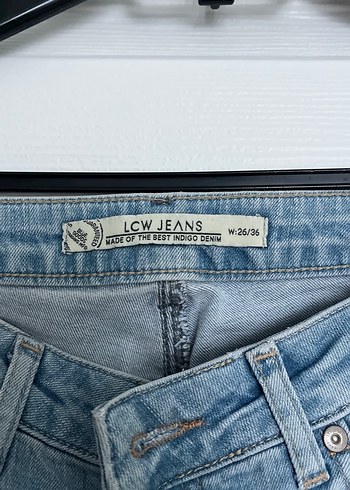 LC Waikiki Kadın Mavi Bol Kesim Kot Pantolon