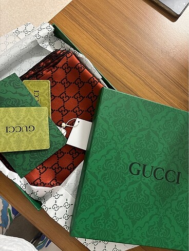 İthal gucci şal