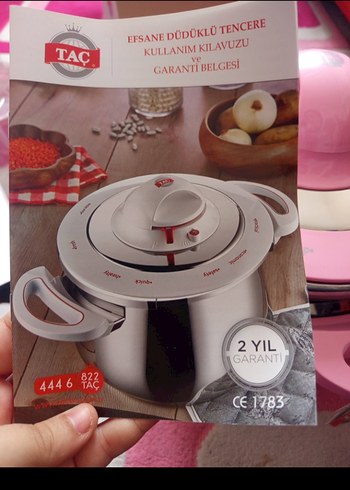 Beden pembe Renk Pembe Kapaklı düdüklü tencere 7 litre