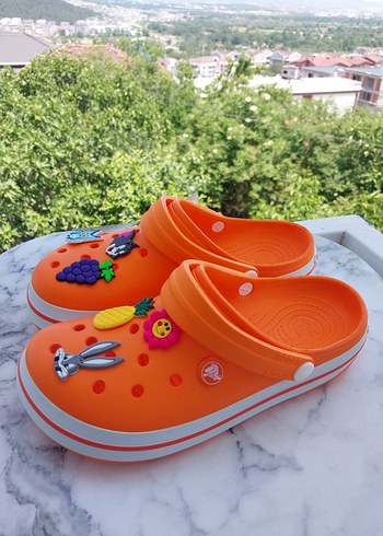 37 Beden Crocs Terlik
