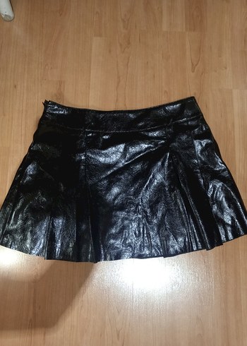 38 Beden Siyah Deri Pilili Mini Etek