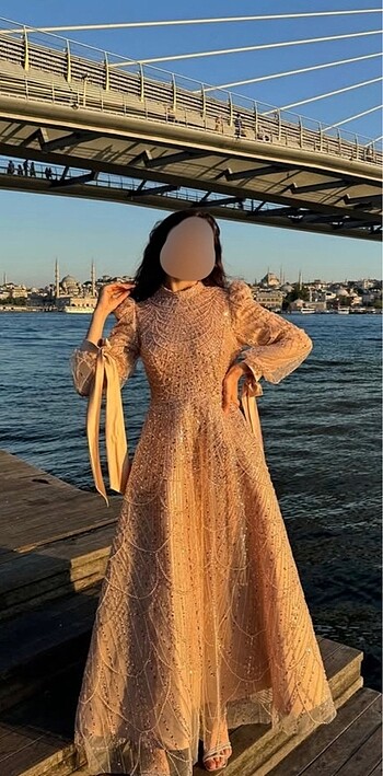 Taşlı prenses model abiye elbise.