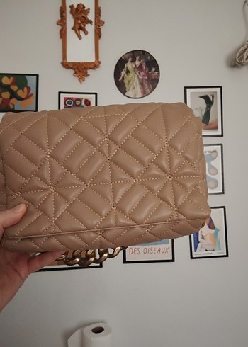 Zincir Detaylı Bej Deri Kadın Çanta - Görsel 2