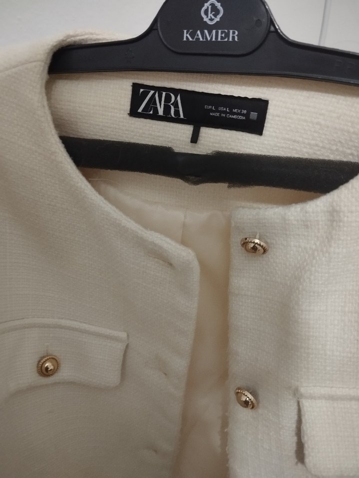 Zara Düğmeli Beyaz Mini Kadın Ceket - Görsel 2