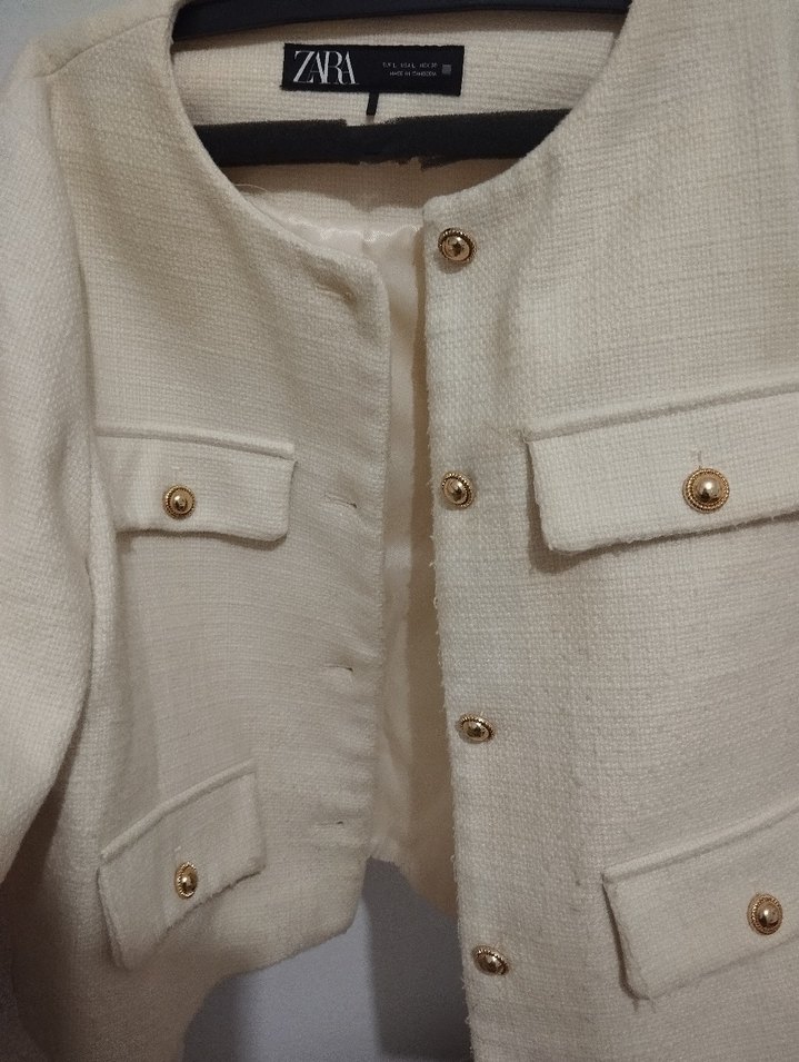 Zara Düğmeli Beyaz Mini Kadın Ceket - Görsel 4