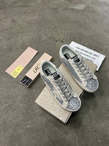 Golden Goose Deluxe