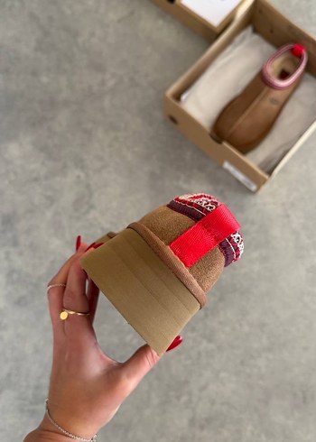 Ugg Kadın Kahverengi Süet Dolgu Topuklu Terlik