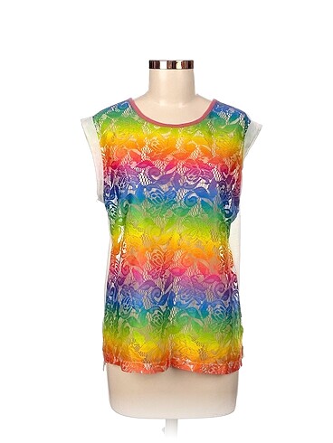 H&M T-shirt %70 İndirimli.