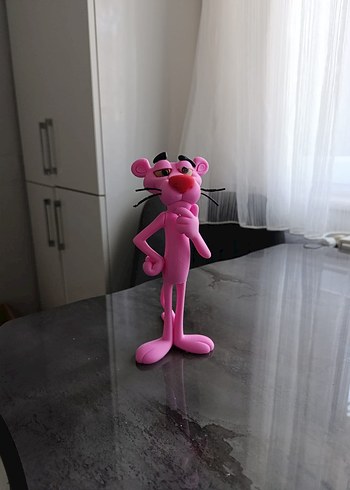 Pembe Renkli Aksiyon Figürü