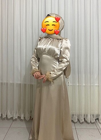 Saten elbise bej rengi