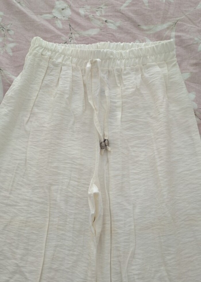 Beyaz pantolon  - Görsel 3