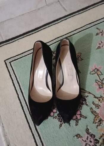 Siyah Süet Stiletto Kadın Ayakkabı