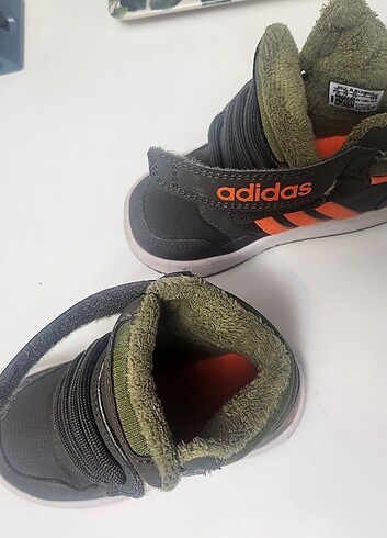 Adidas cocuk bot 
