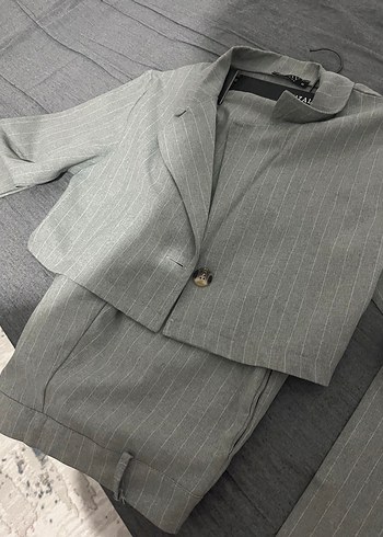 Gri Keten Takımı Mini Blazer Kadın