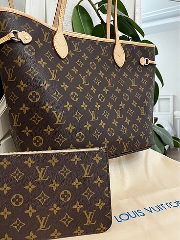Beden LOUIS VUITTON Kahverengi Büyük Çanta