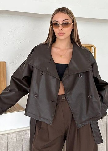Zara Kahverengi Mini Deri Kemerli Trençkot M Beden