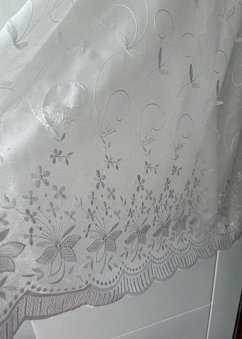 İşlemeli Beyaz Tül Perde - Görsel 3