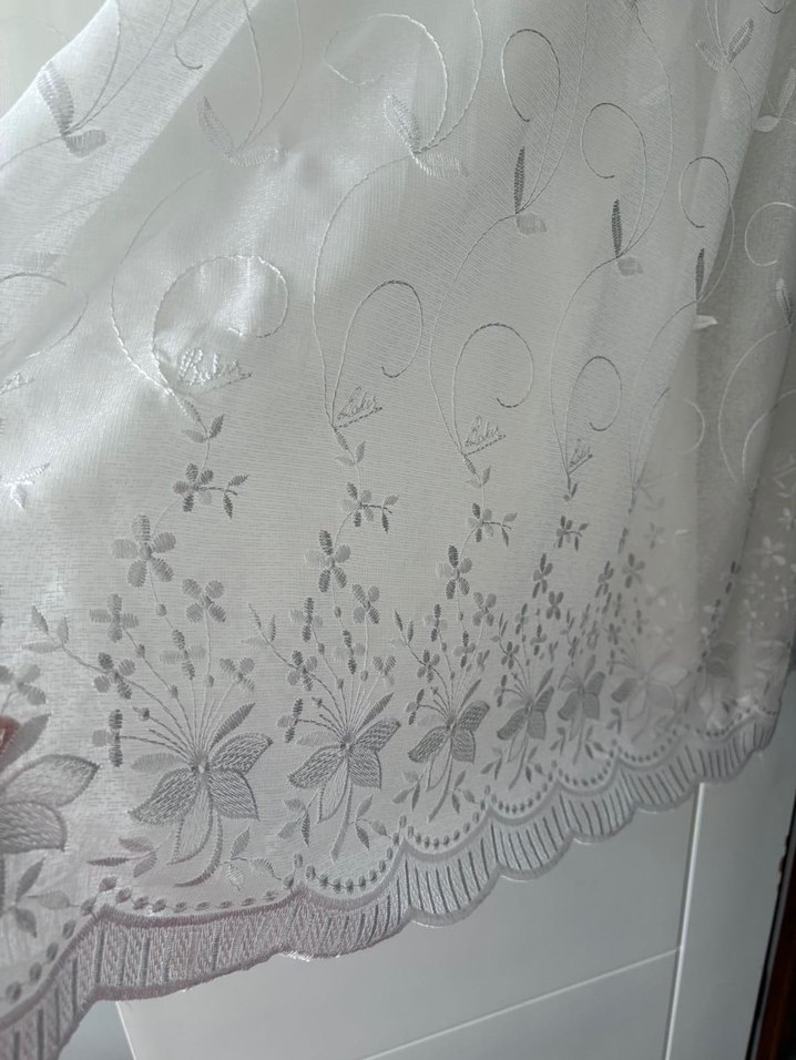 İşlemeli Beyaz Tül Perde - Görsel 3