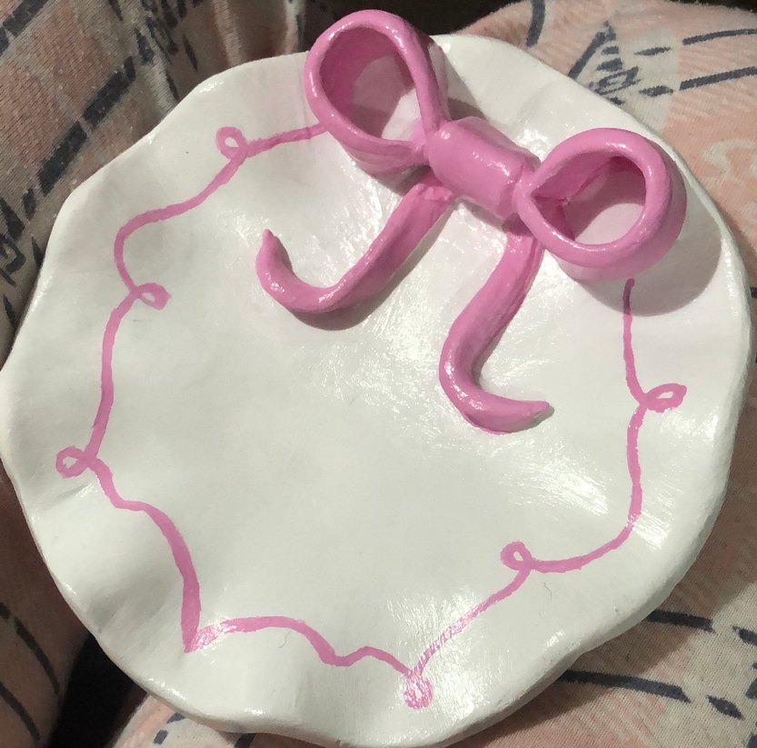 Fiyonk Detaylı El Yapımı Seramik Süs Tabak - Görsel 4