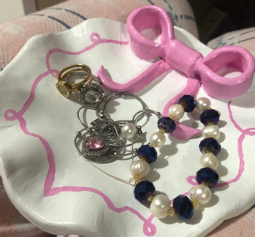 Fiyonk Detaylı El Yapımı Seramik Süs Tabak - Görsel 5