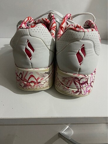 36,5 Beden Orijinal skechers